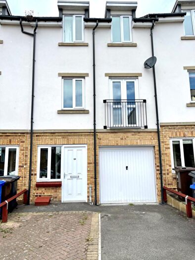 4 Bedroom Terraced House To Rent In Weston View, Sheffield, S10