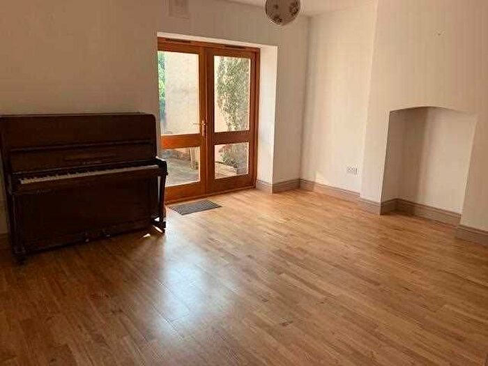 4 Bedroom End Of Terrace House To Rent In Woodborough Street, Easton, Bristol, BS5