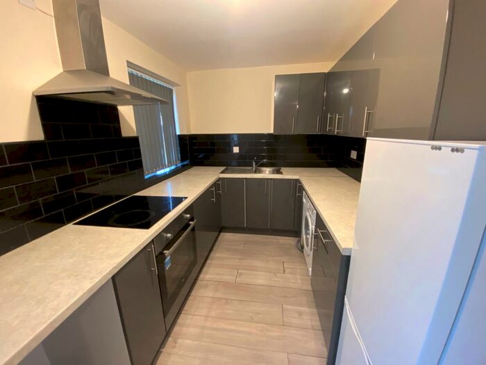 1 Bedroom Apartment To Rent In Narborough Road, Leicester, LE3