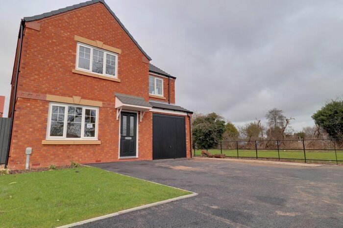 4 Bedroom Detached House To Rent In Centenary Way, Newport, TF10