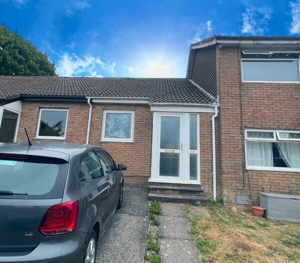 1 Bedroom Property To Rent In Hazeldene Avenue, Brackla, Bridgend, CF31