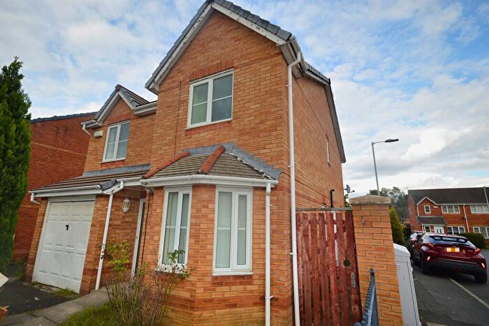 4 Bedroom Detached House To Rent In Shadowbrook Avenue, Manchester, M23