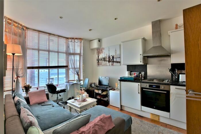 1 Bedroom Flat To Rent In Clasketgate, Lincoln, LN2