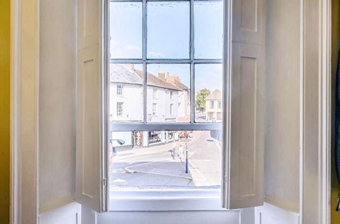 2 Bedroom Apartment For Sale In Marlborough Street, Faringdon, Oxfordshire, SN7