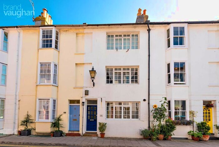 2 Bedroom Terraced House To Rent In Over Street, Brighton, BN1