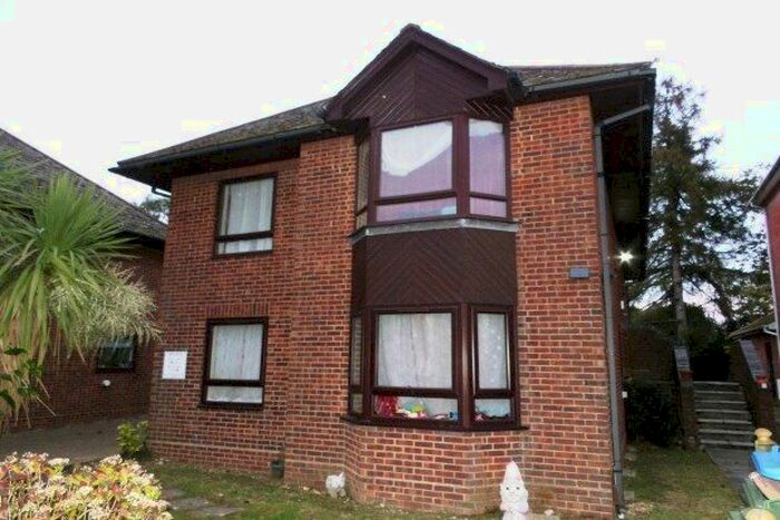 1 Bedroom Flat To Rent In Tremona Road, Southampton, SO16