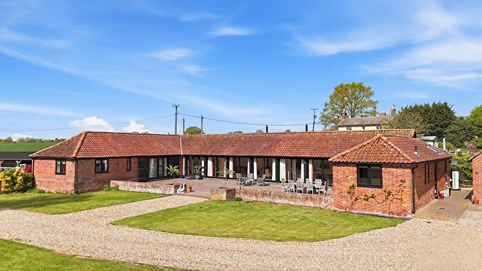 4 Bedroom Barn Conversion For Sale In Groton, Sudbury, Suffolk, CO10