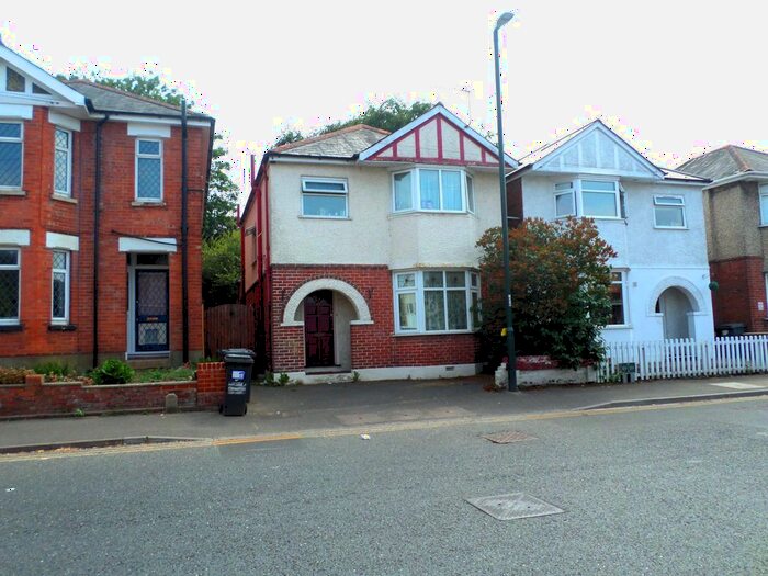 4 Bedroom Property To Rent In Green Road, Winton, Bournemouth, BH9