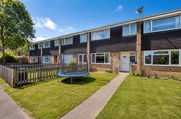 3 Bedroom Terraced House To Rent In The Paddock, Calmore, Southampton, SO40