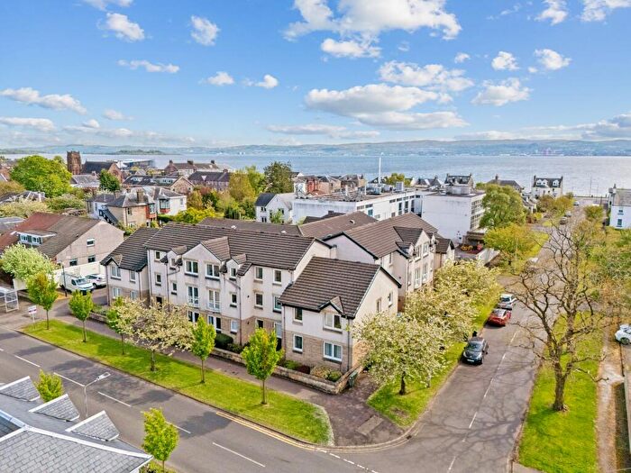 1 Bedroom Flat For Sale In Flat Kings Court, West King Street, Helensburgh, G84