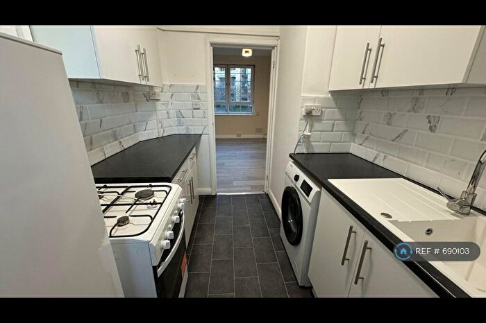 1 Bedroom Flat To Rent In Swan Road, London, SE16