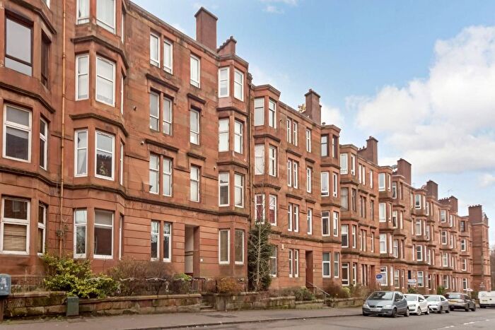 2 Bedroom Flat To Rent In Garrioch Road, North Kelvinside, Glasgow, G20