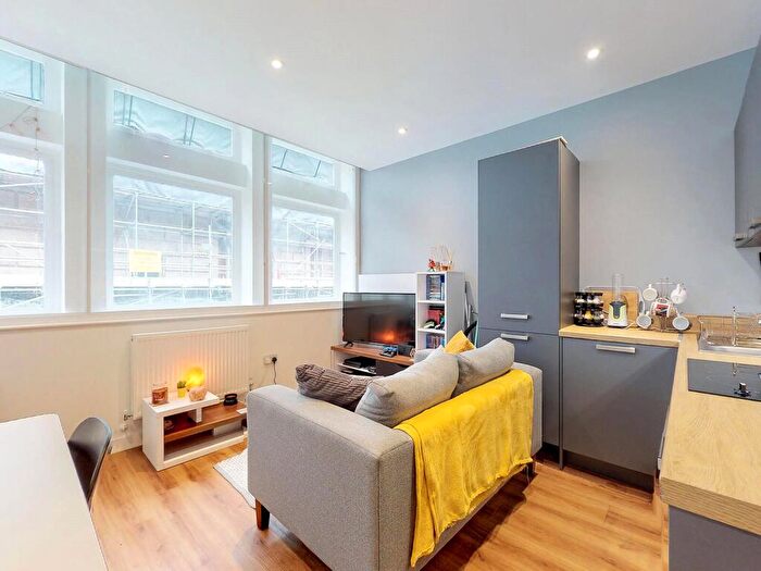 2 Bedroom Apartment To Rent In Apt, Gravity Residence #, L2