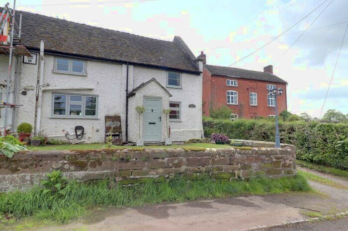 3 Bedroom Cottage For Sale In Enson, Stafford, Staffordshire, ST18