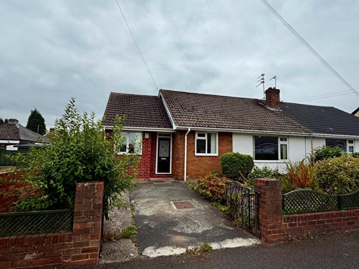 3 Bedroom Bungalow For Sale In Renwick Avenue, Newcastle Upon Tyne, Tyne And Wear, NE3