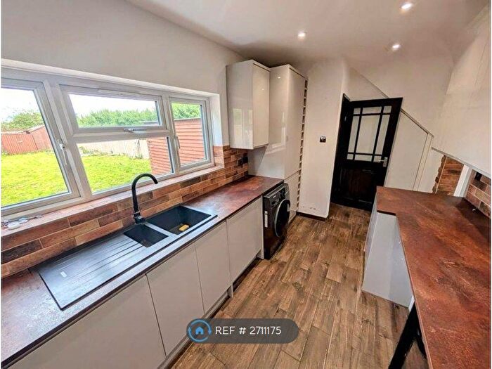 2 Bedroom Semi-Detached House To Rent In Tomkinson Road, Nuneaton, CV10