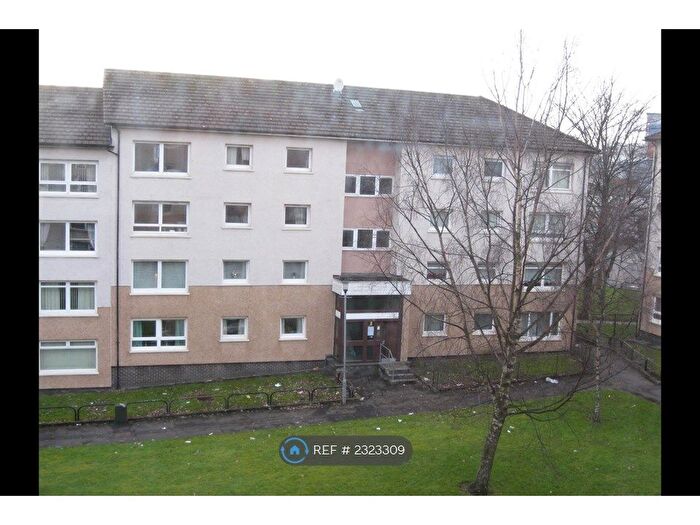 3 Bedroom Flat To Rent In Hmo Licensed - Mcaslin Court, Glasgow, G4