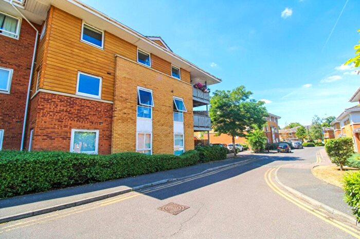 2 Bedroom Apartment For Sale In Manning Gardens, Croydon, CR0