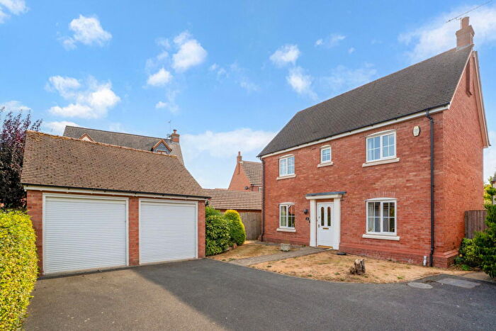 4 Bedroom Detached House For Sale In Signal Road, Shipston-on-stour, CV36