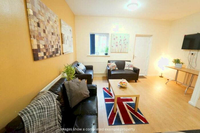 6 Bedroom Apartment To Rent In A, Gamble Street (Pp), NG7