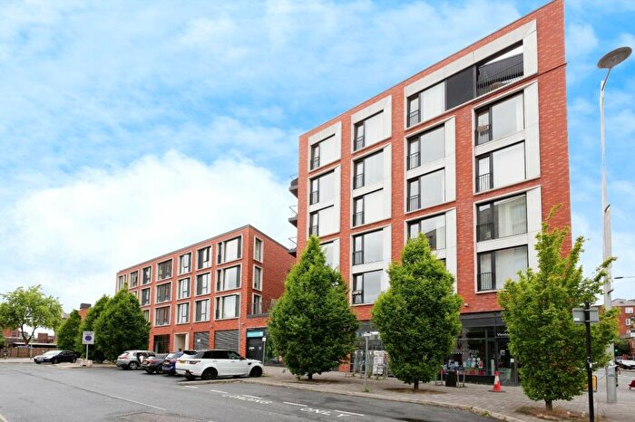 2 Bedroom Apartment To Rent In Islington Way, Salford, Greater Manchester, M3