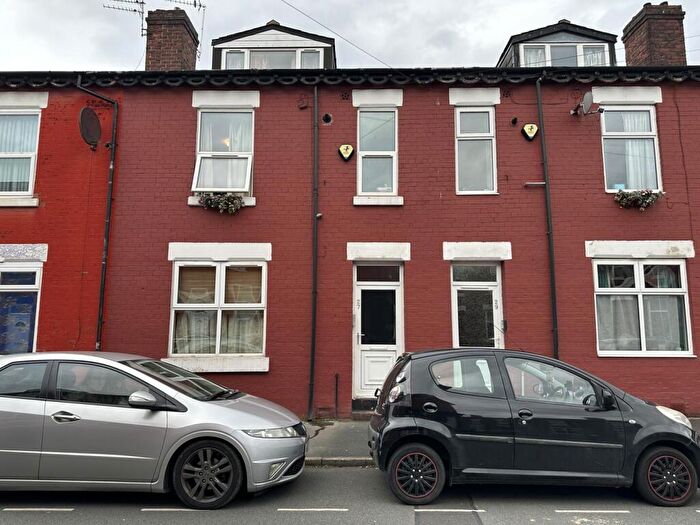 5 Bedroom Property To Rent In South Grove, Chorlton-on-Medlock, £pppw, M13