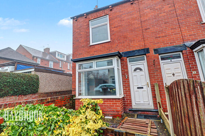 2 Bedroom End Of Terrace House For Sale In Winter Avenue, Pogmoor, S75