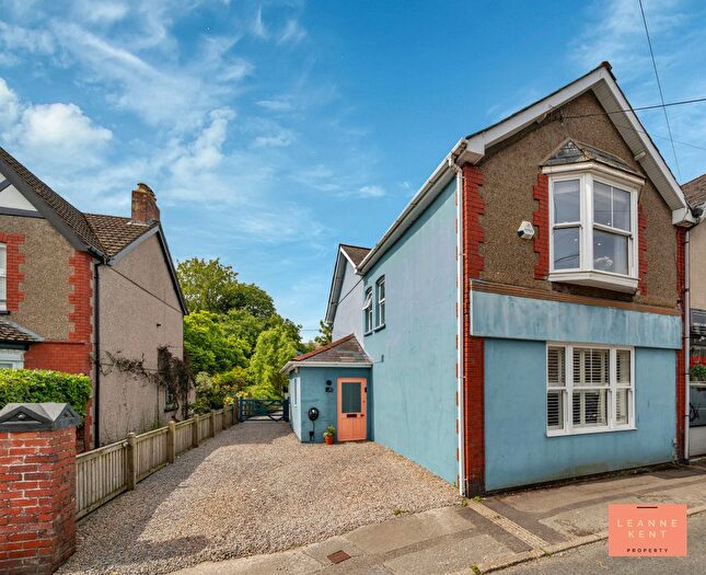5 Bedroom Semi-Detached House For Sale In Pandy Road, Bedwas, CF83