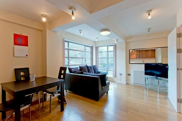 1 Bedroom Apartment To Rent In Kingsland Road, Shoreditch, E2