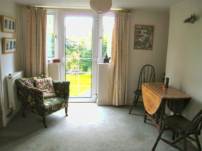 3 Bedroom Semi-Detached House To Rent In Upper Myrtil Hill, Pill, BS20