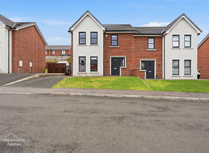 3 Bedroom Semi-Detached House For Sale In Blackthorn Rise, Larne, BT40