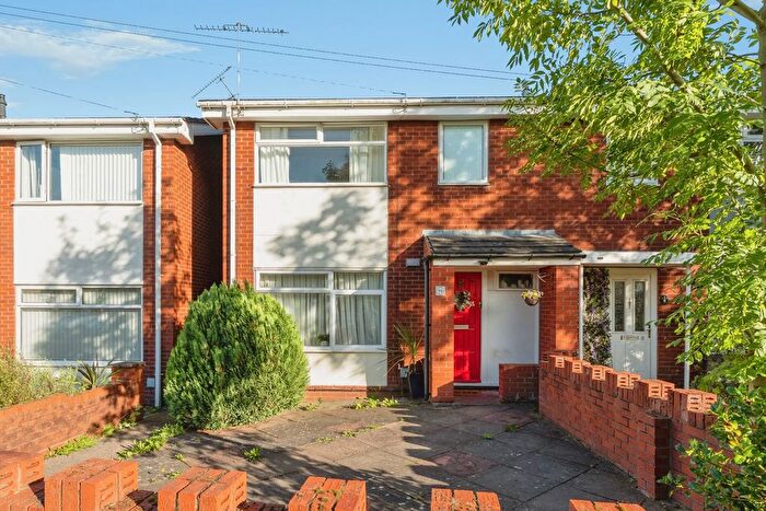 3 Bedroom Semi Detached House For Sale In Mornington Avenue, Ellesmere Port, Cheshire, CH65