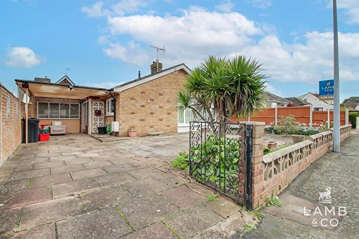 2 Bedroom Detached Bungalow For Sale In Inglenook, Clacton-On-Sea, CO15