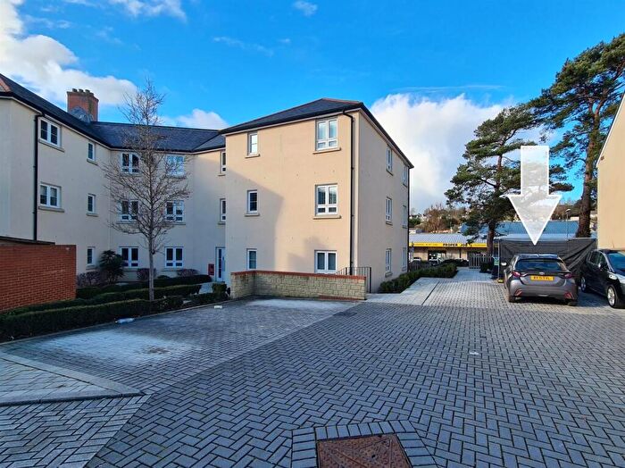 2 Bedroom Flat To Rent In Frome Road, Radstock, BA3