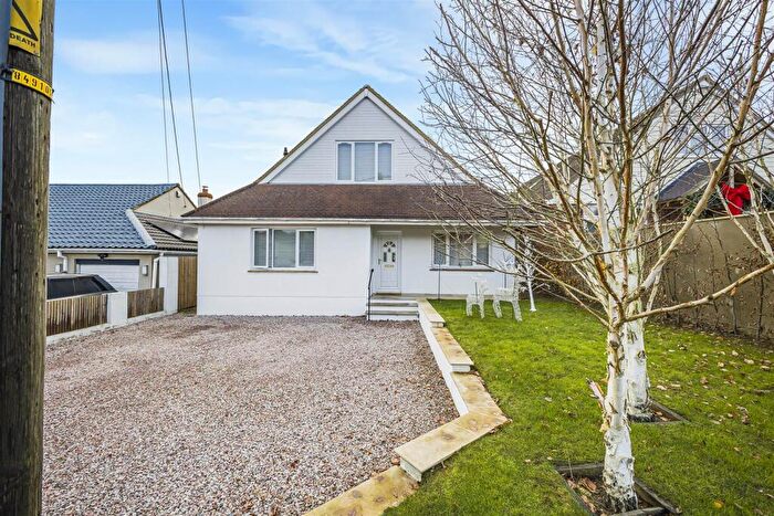 3 Bedroom Detached House For Sale In Clearway, Addington, ME19