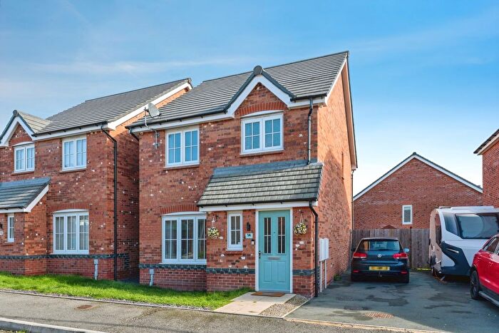 3 Bedroom Detached House For Sale In Ffordd Madog, Flint, Clwyd, CH6