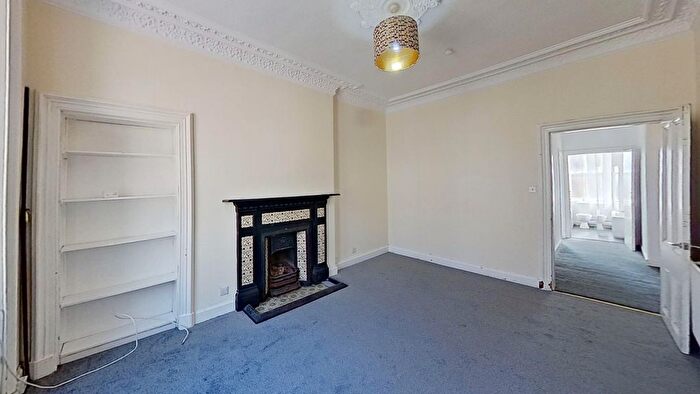 2 Bedroom Flat To Rent In Great Junction Street, Edinburgh, EH6