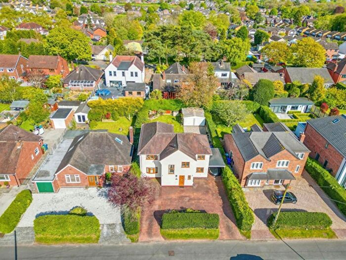 4 Bedroom Detached House For Sale In West Butts Road, Rugeley, WS15