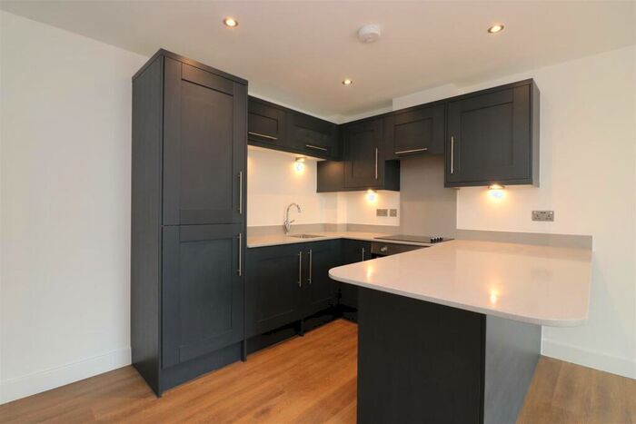 1 Bedroom Flat To Rent In Chapel Street, Rodley, Leeds, West Yorkshire, Uk, LS13