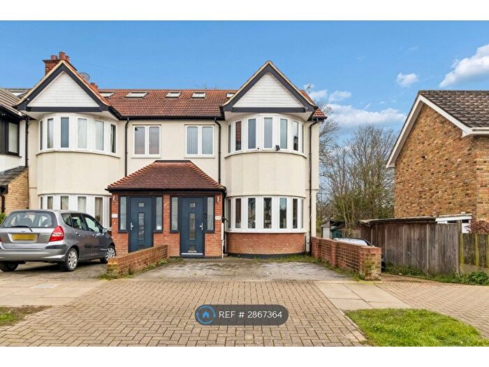 4 Bedroom End Terrace House To Rent In Malvern Avenue, Harrow, HA2
