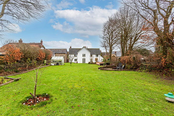 4 Bedroom Detached House For Sale In Dolton, North Devon, EX19