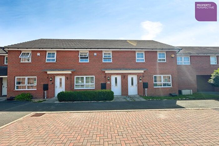3 Bedroom Terraced House For Sale In Helmsman Lane, OL16