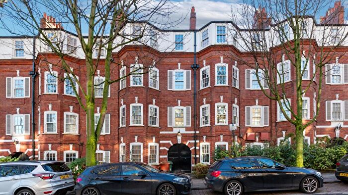 2 Bedroom Flat For Sale In Flat St. Johns Park Mansions, Pemberton Gardens, Tufnell Park, London, N19