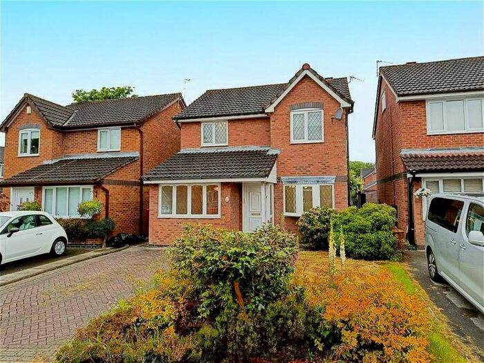 3 Bedroom Detached House To Rent In High Meadow, Radcliffe, Manchester, M26