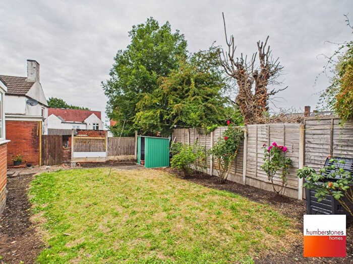 2 Bedroom Bungalow To Rent In Crabbe Street, Stourbridge, West Midlands, DY9