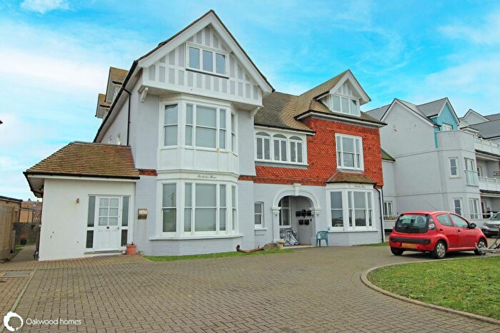 2 Bedroom Flat To Rent In Sea Road, Westgate, Kent, CT8