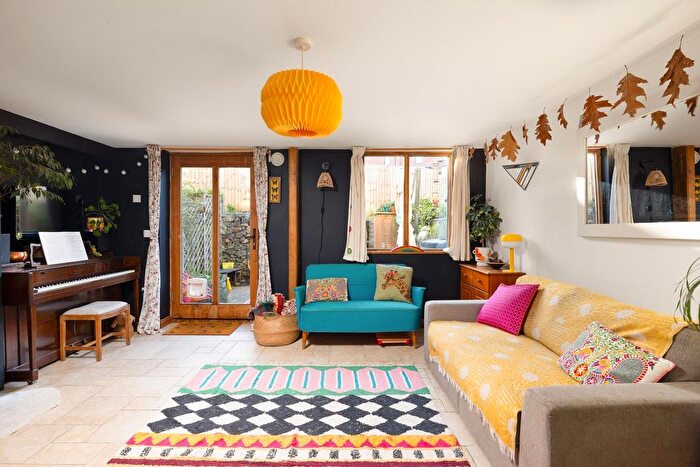 4 Bedroom Terraced House For Sale In Green Oak Crescent, Greenbank, BS5