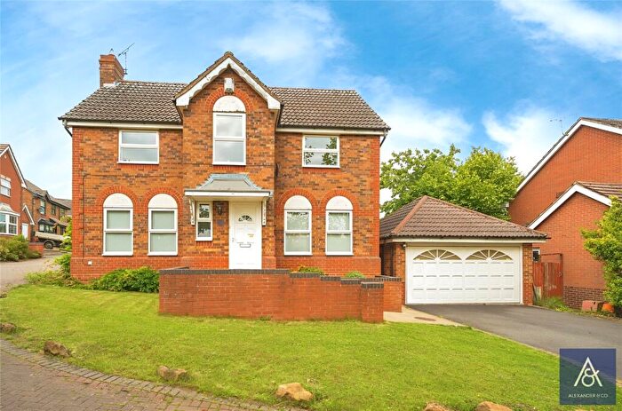 4 Bedroom Detached House For Sale In Merton Close, Brackley, Northamptonshire, NN13