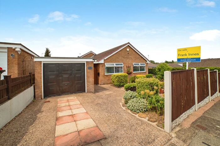 4 Bedroom Bungalow For Sale In Springwood View Close, Sutton-in-Ashfield, Nottinghamshire, NG17