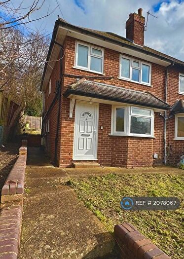 2 Bedroom Semi-Detached House To Rent In Foxburrows Avenue, Guildford, GU2